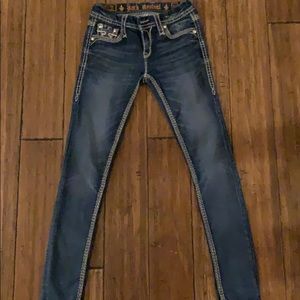 Rock revival 27 skinny leg Janelle skinny.